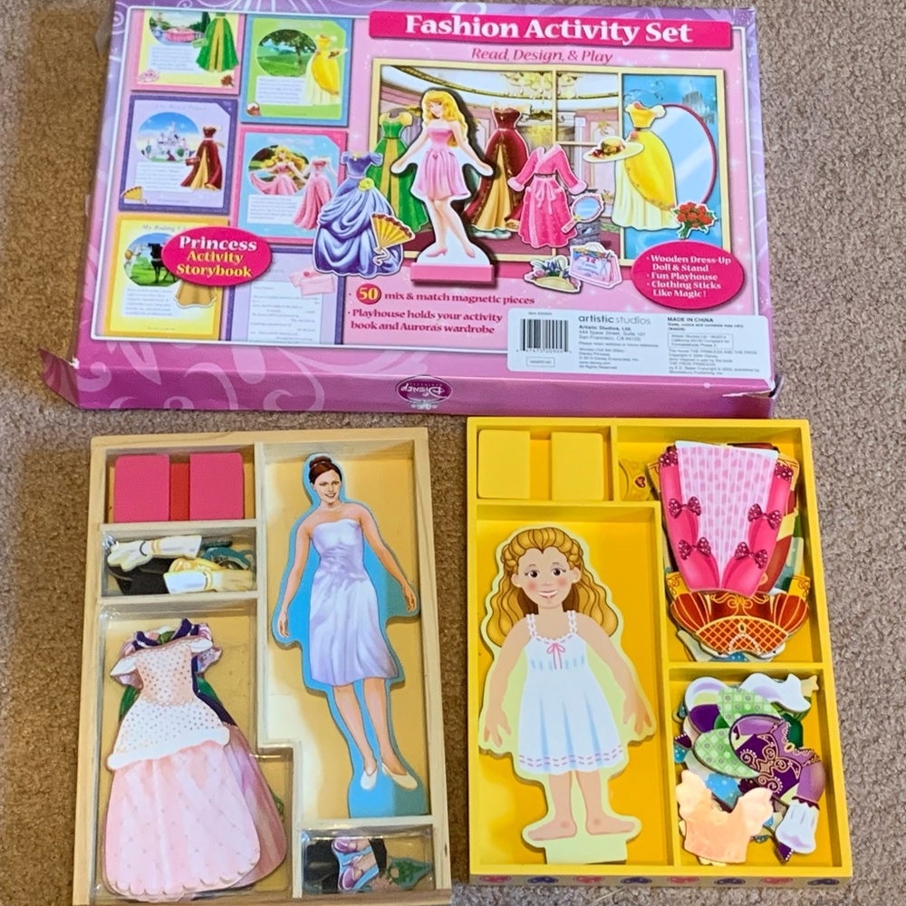 3 Wooden Doll Magnetic Pretend Dress Up Sets Stand